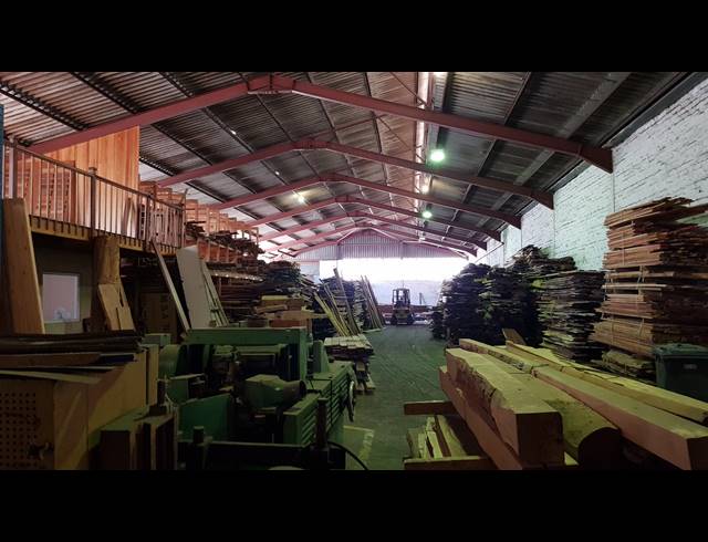 750M² FACTORY TO LET IN BELLVILLE CENTRAL